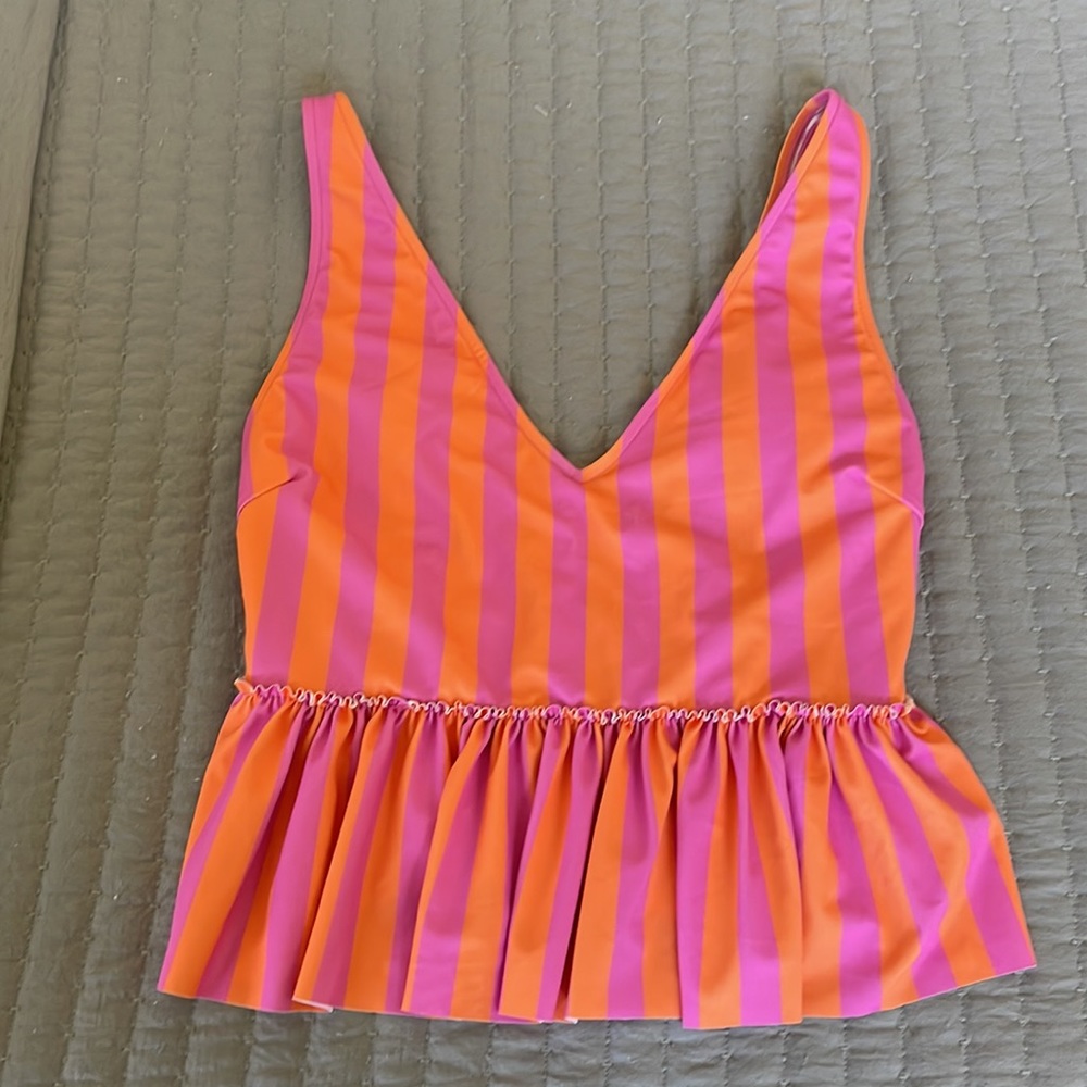 Kortni Jeane NWT Peplum v neck top orange pink stripe size medium
